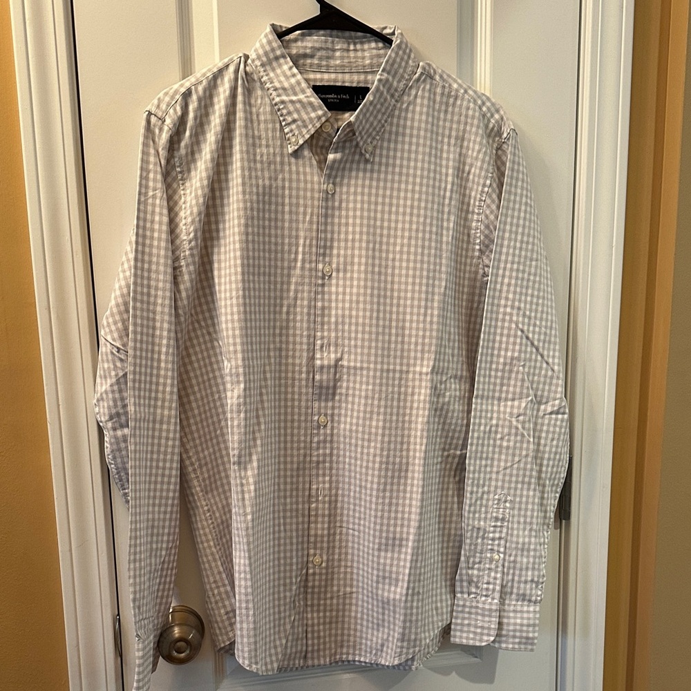 Abercrombie stretch Men's Light Gray Checkered Shirt Large